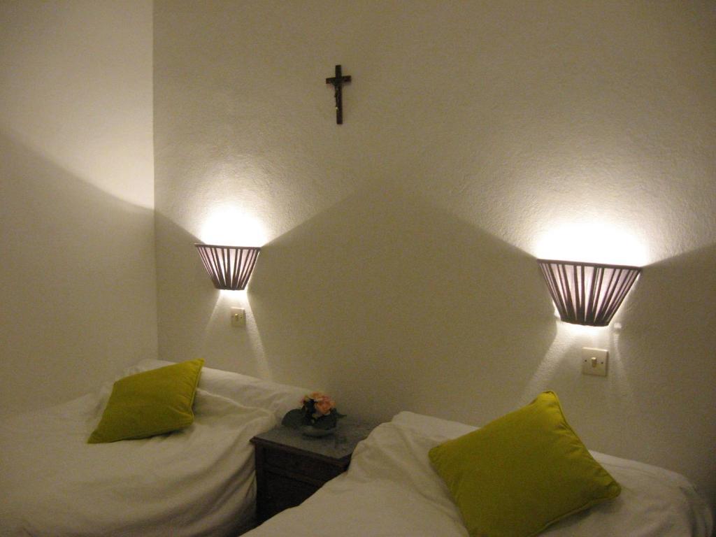 Hôtel Notre Dame de Fourvière Lourdes Quarto foto